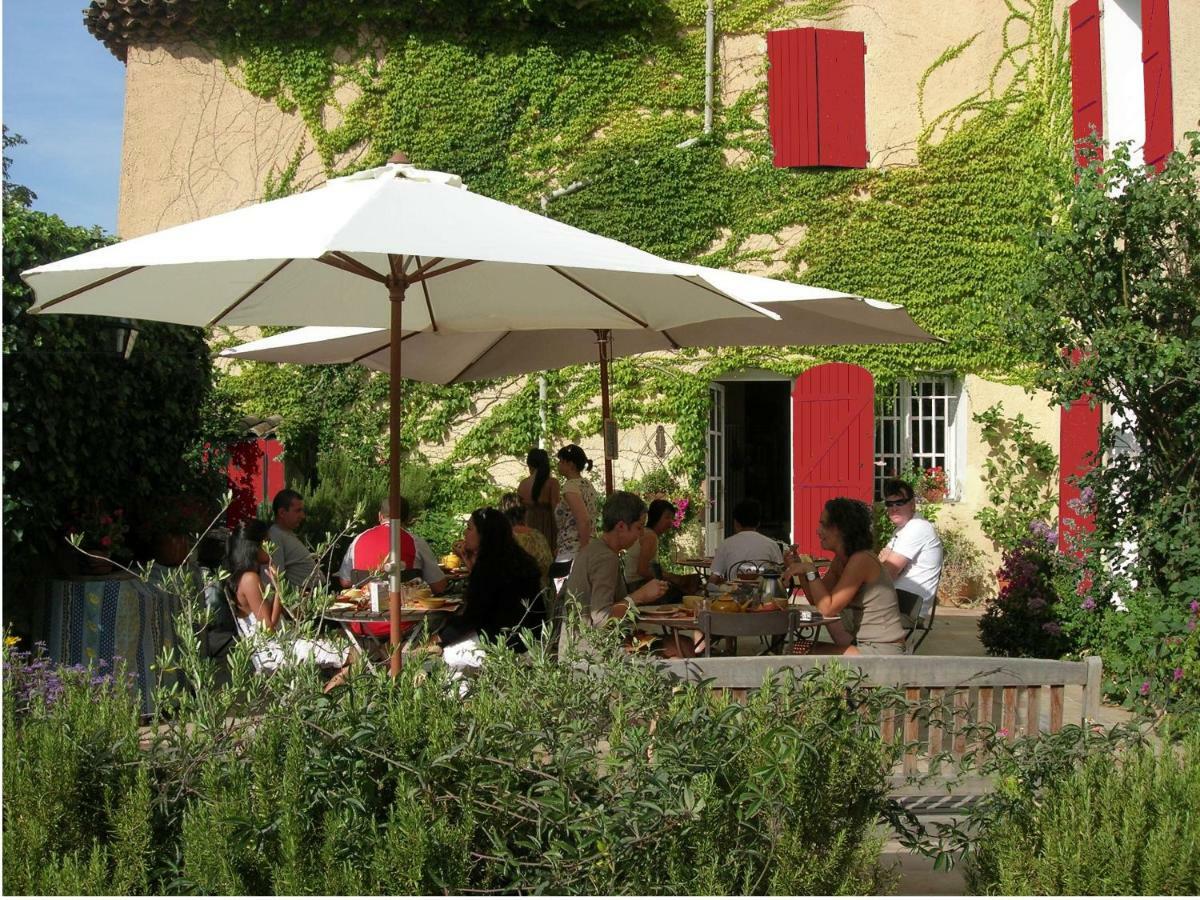 Le Clos Des Freres Gris Bed and Breakfast Aix-en-Provence Esterno foto